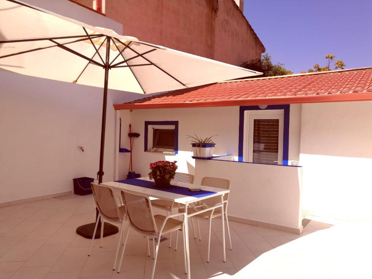 Vila La Porta Blu Teulada Exteriér fotografie